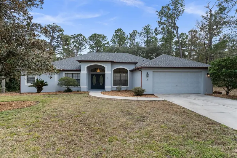 19 Foxglove Ct, FL