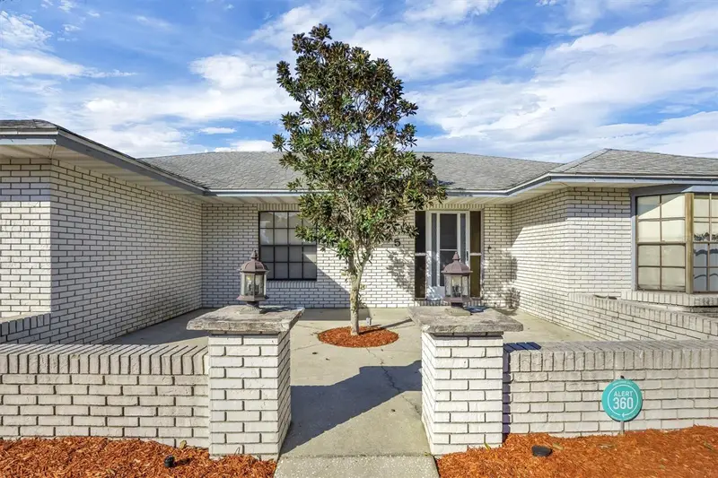 295 S Glen Ave, FL