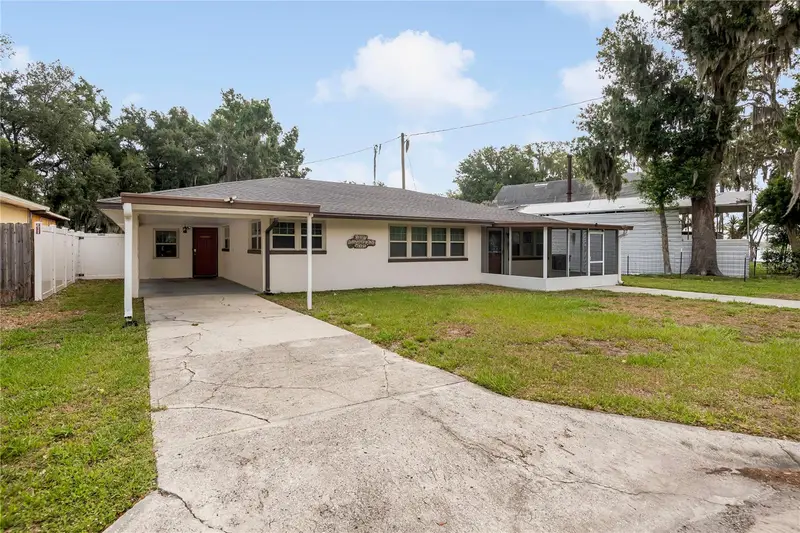 307 Estrella Way, FL