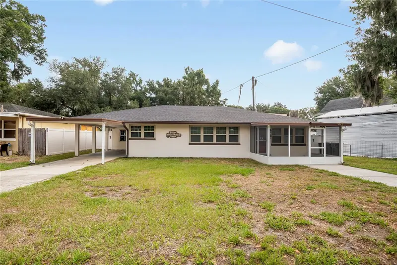 307 Estrella Way, FL