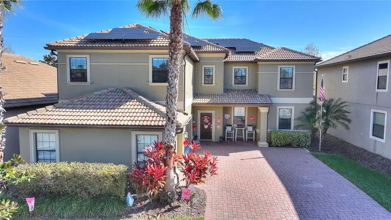 1319 Gleneagles Ln, FL