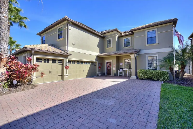 1319 Gleneagles Ln, FL