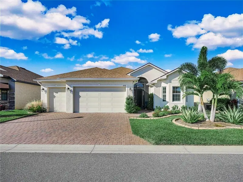 6216 Pinehurst Loop, FL