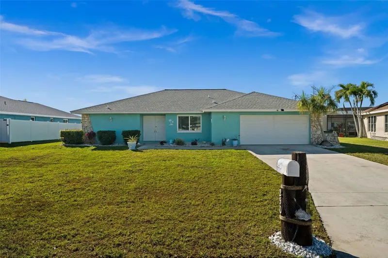 250 Sw 37th Ter, FL
