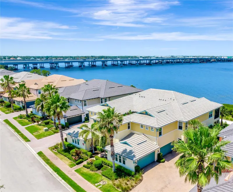 1264 Riverscape St #B, FL