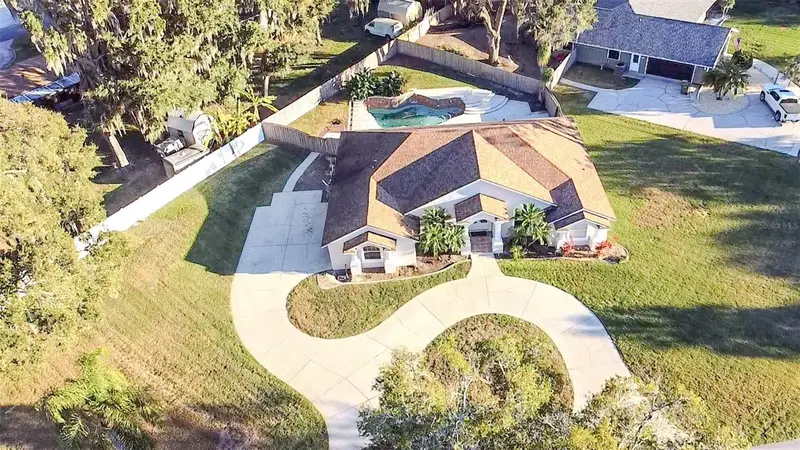 4 Weston Rd, FL