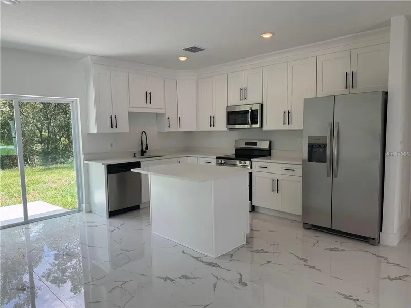 2019 W Hamshire Blvd, FL
