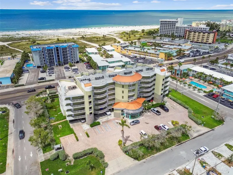11605 Gulf Blvd #506, FL