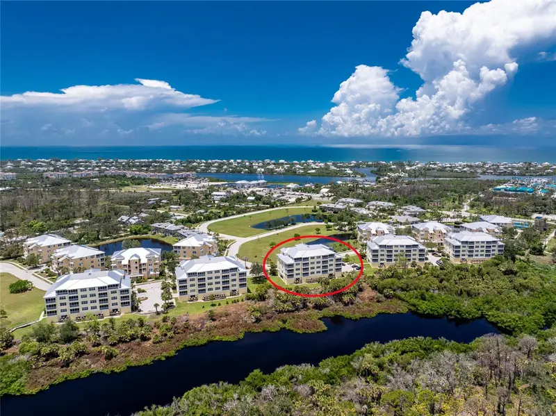 8571 Amberjack Cir #103, FL