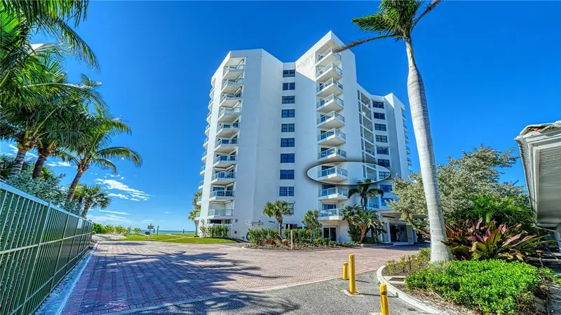 1000 Longboat Club Rd #403, FL