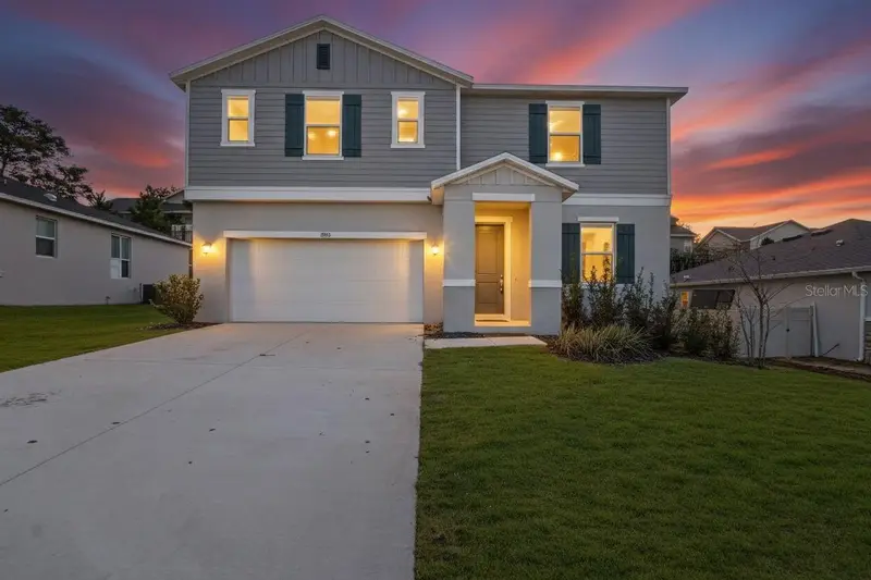 1985 Burgundy Dr, FL
