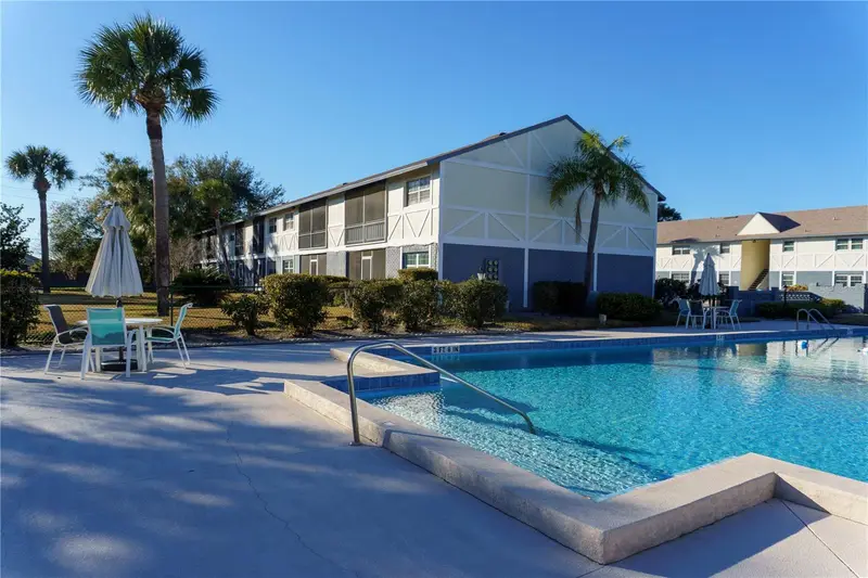 4725 Avon Ct, FL