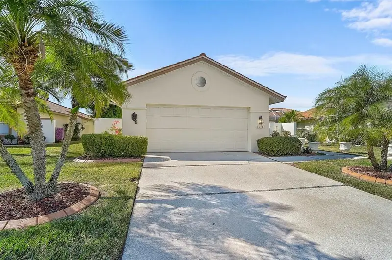 4640 Peridia Blvd E, FL