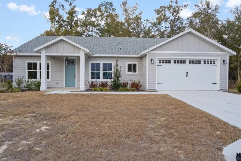 601 Fisher Dr, FL