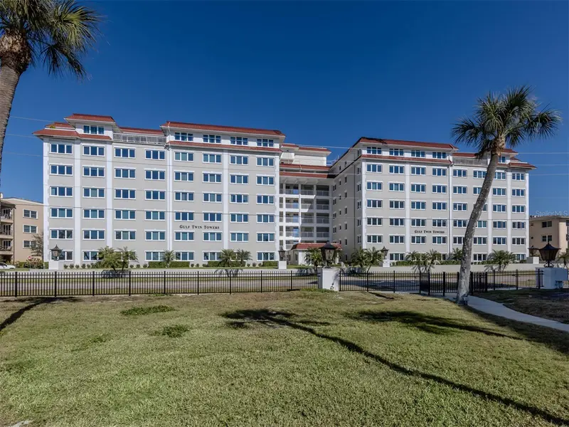 500 The Esplanade N #102, FL