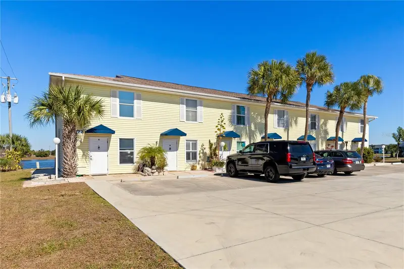 26272 Rampart Blvd #102, FL