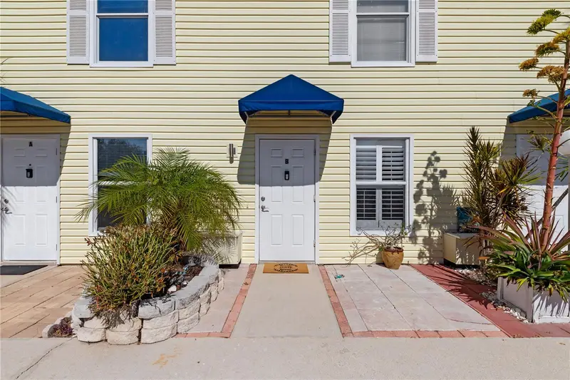 26272 Rampart Blvd #102, FL