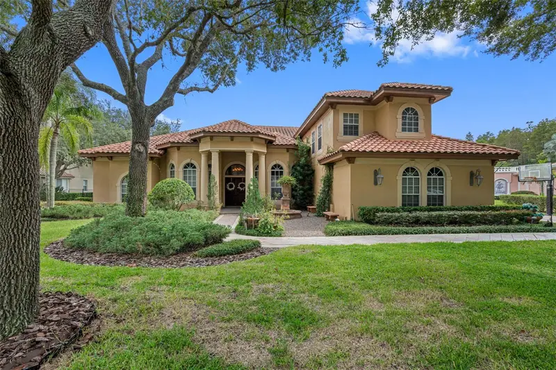 531 Isleworth Close, FL