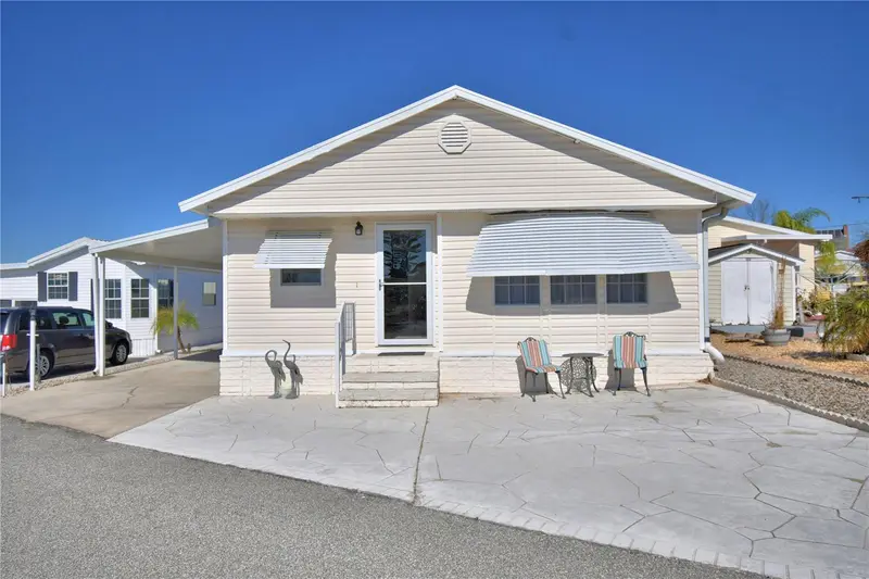 251 Patterson Rd #B26, FL