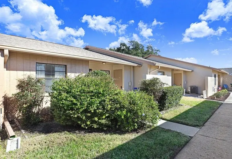 38429 Cottonwood Pl, FL