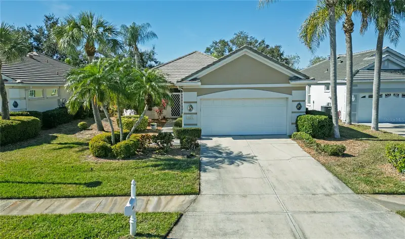 4054 Caddie Dr E, FL