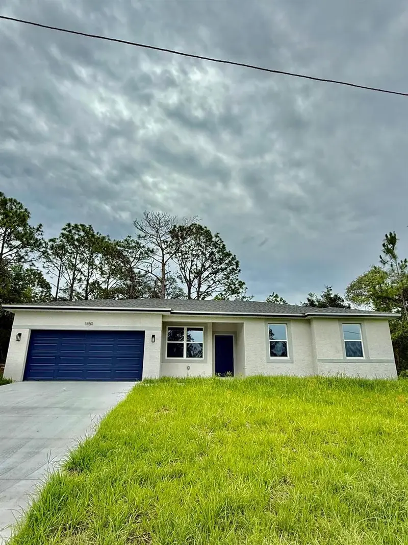 1850 W Hialeah Dr, FL