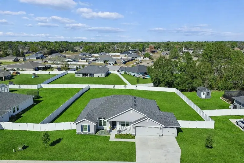 12517 Sunset Woods Dr, FL