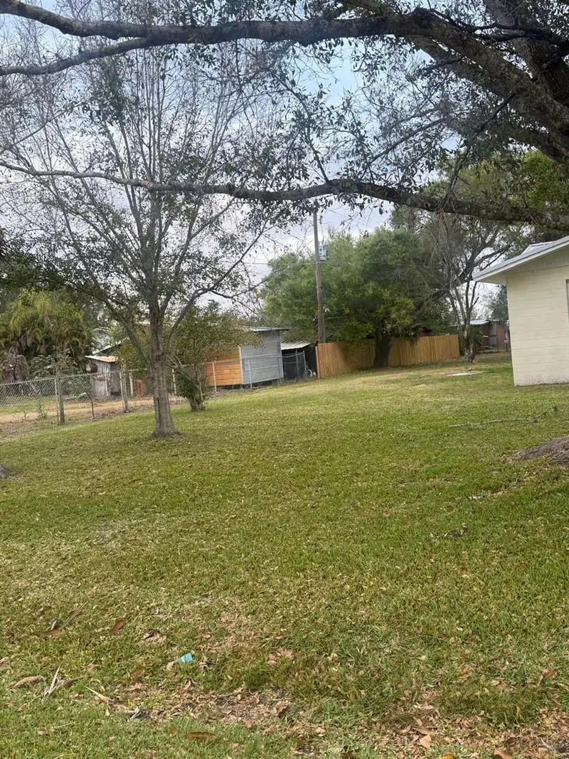 1327 Se Vermont Ave, FL