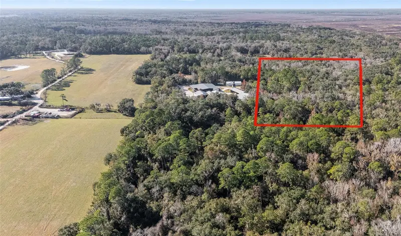 102 109th Place, FL