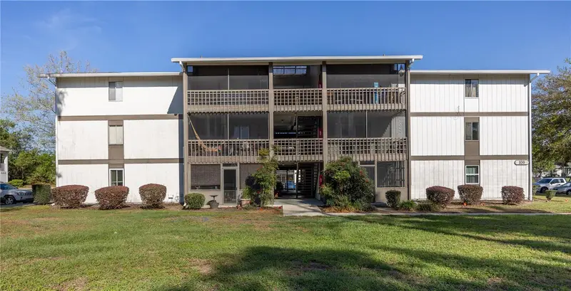 6519 W Newberry Rd #109, FL