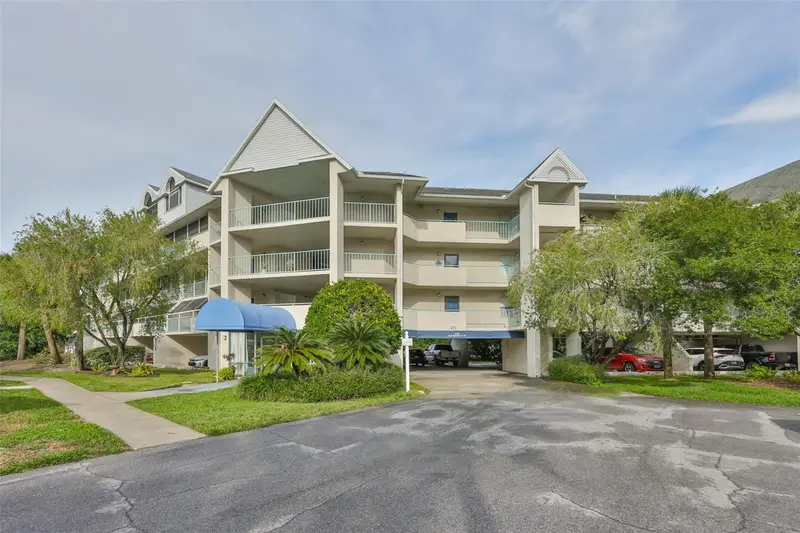 5567 Sea Forest Dr #122, FL
