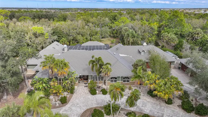 24646 Tangerine Ave, FL