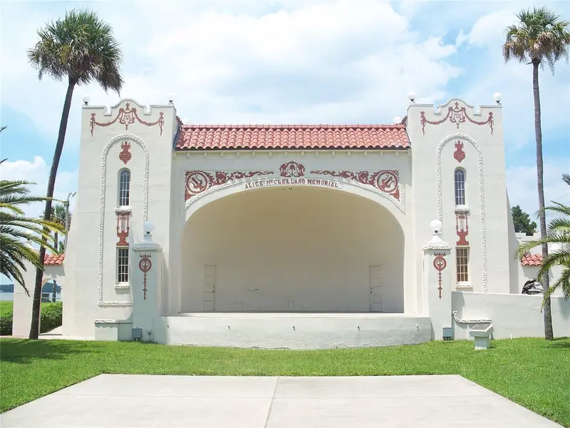 1147 E Mcdonald Ave #201, FL