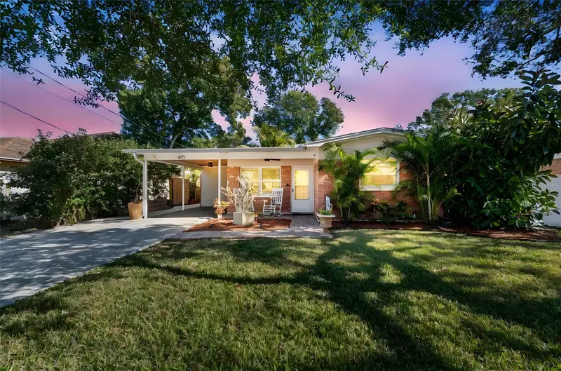 805 N Lincoln Ave, FL