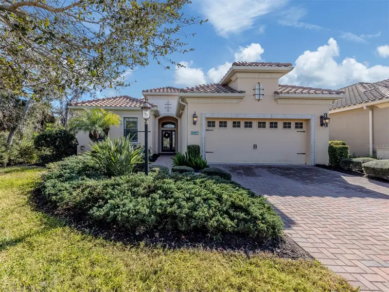 10907 Trophy Dr, FL