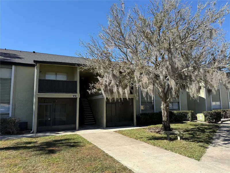 914 Lake Destiny Rd #F, FL