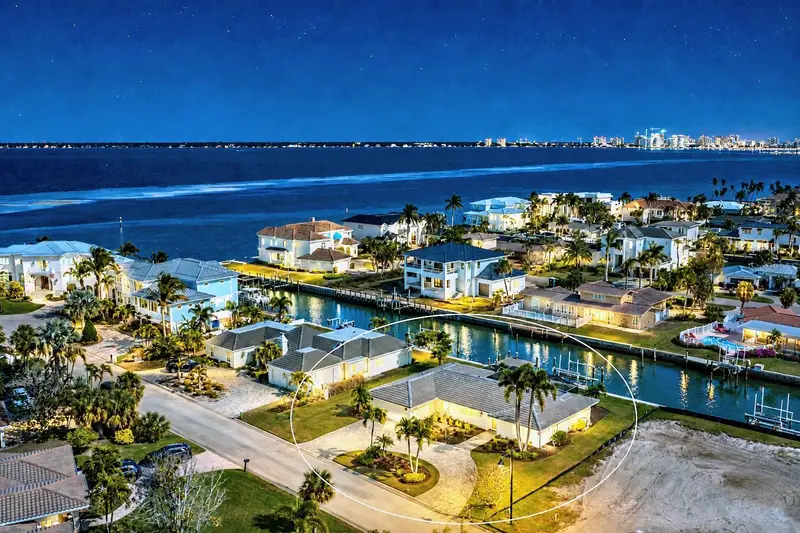 548 Gunwale Ln, FL