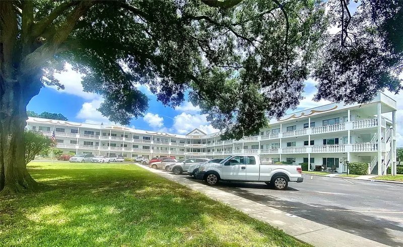 2428 Columbia Dr #72, FL