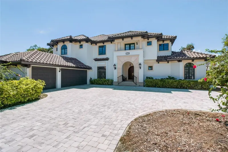 1100 Tortuga Cir Ne, FL