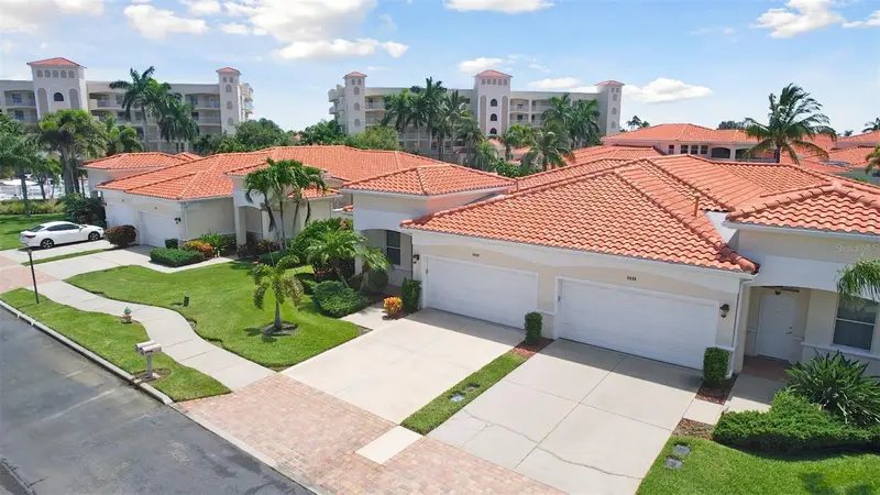 8636 Villanova Dr #1201, FL