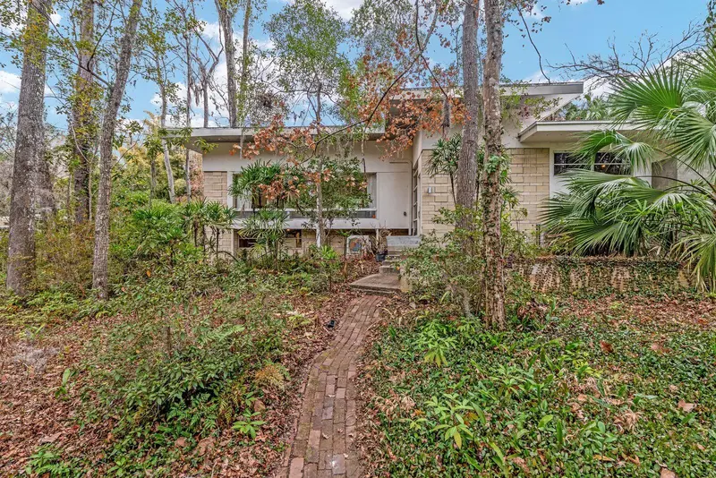 2062 Nw 11th Rd, FL