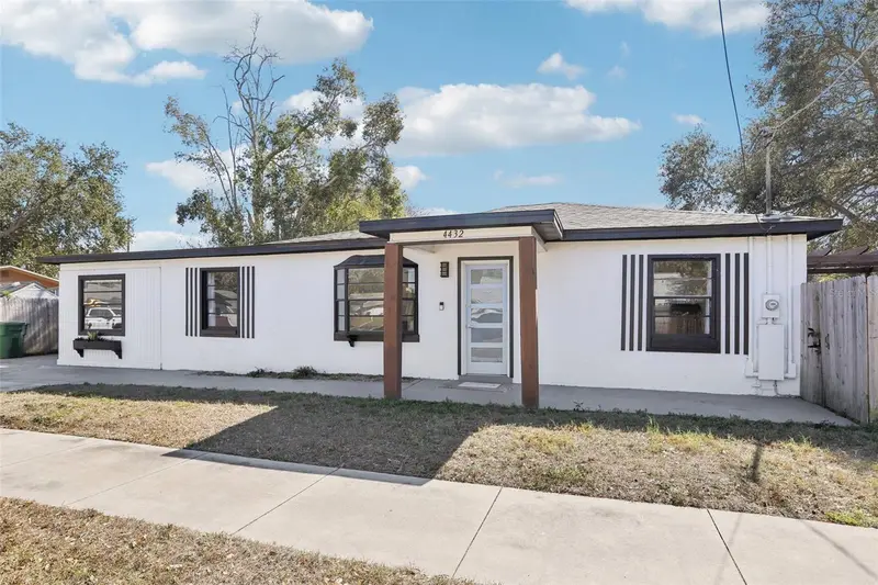 4432 W Mccoy St, FL
