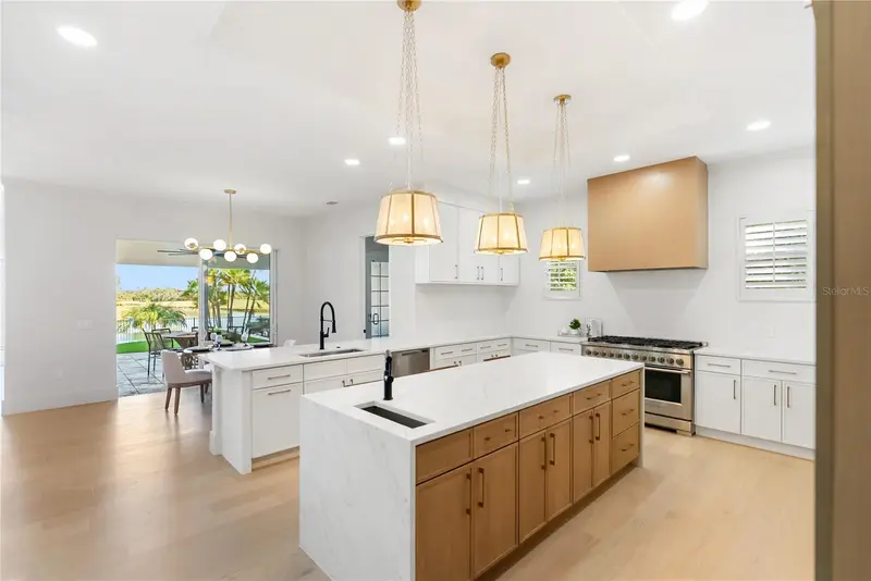 11007 Big Bass Pl, FL