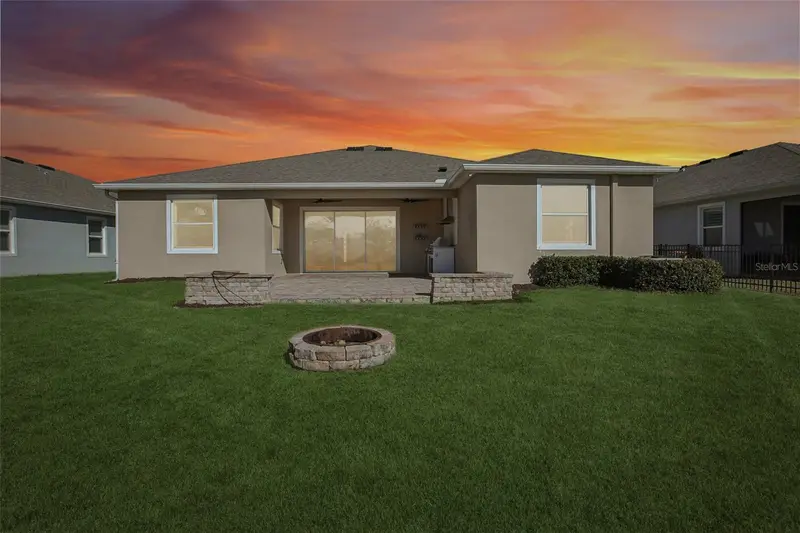 10747 Laxer Cay Loop, FL