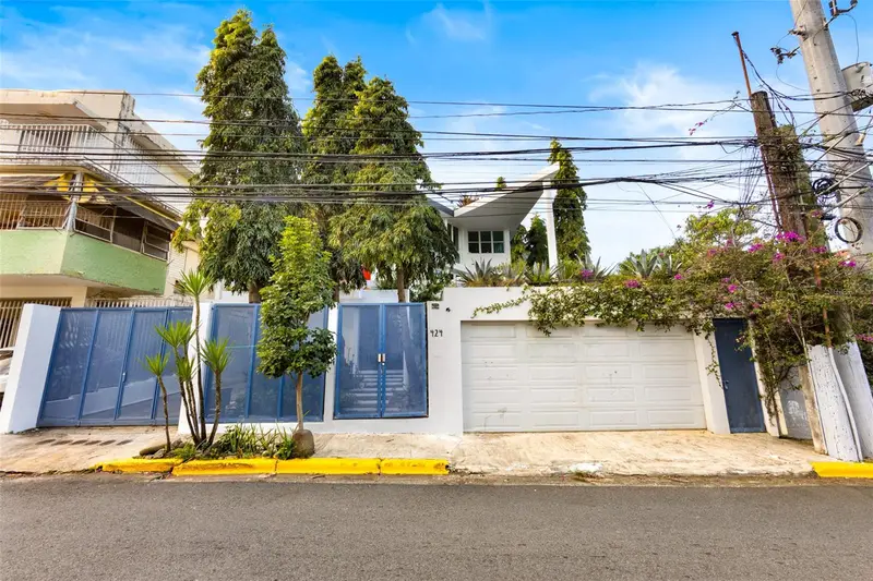 424 Del Valle St Monteflores Dev, PR