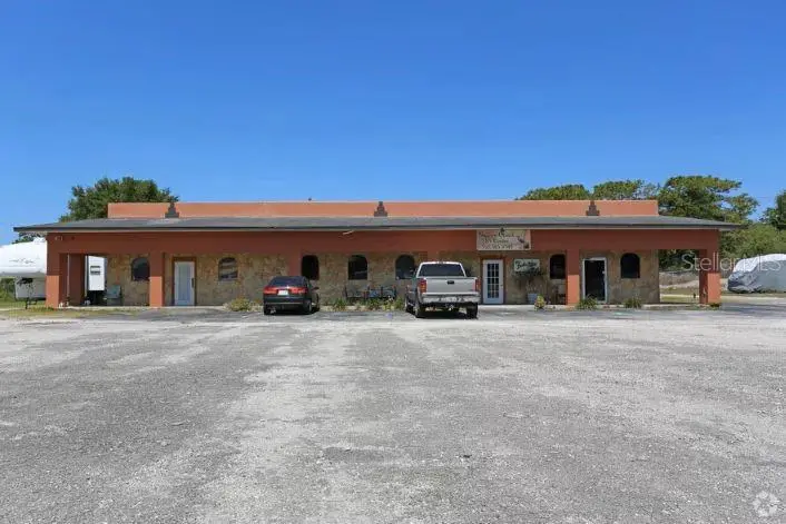 5273 Treiman Blvd, FL