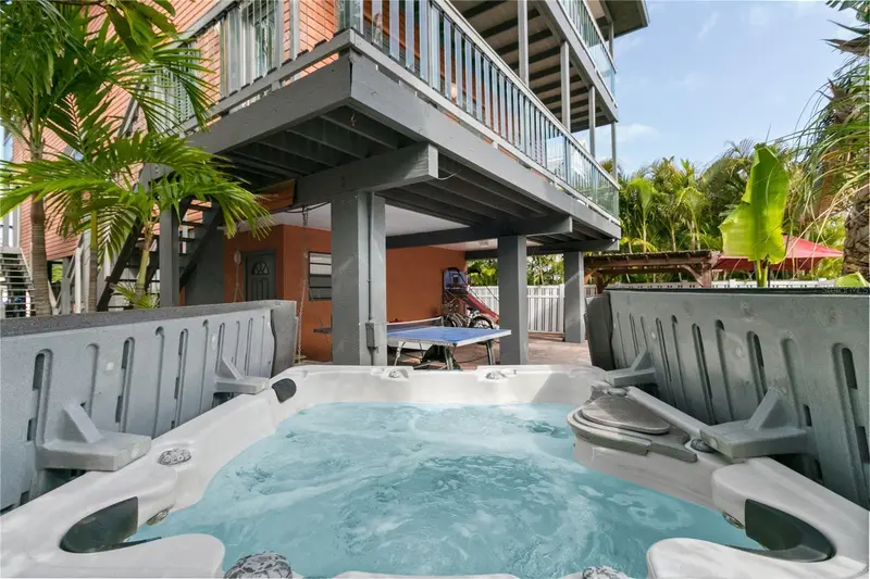2511 Avenue C #West, FL