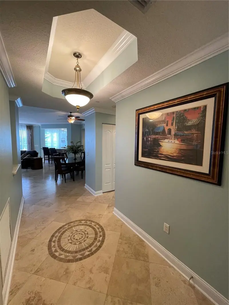 521 Mandalay Ave #309, FL
