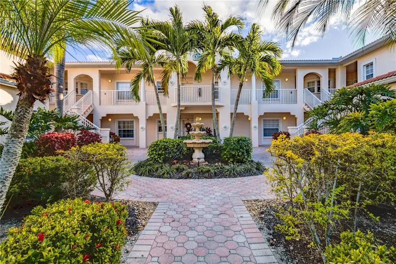 4264 Central Sarasota Pkwy #117, FL