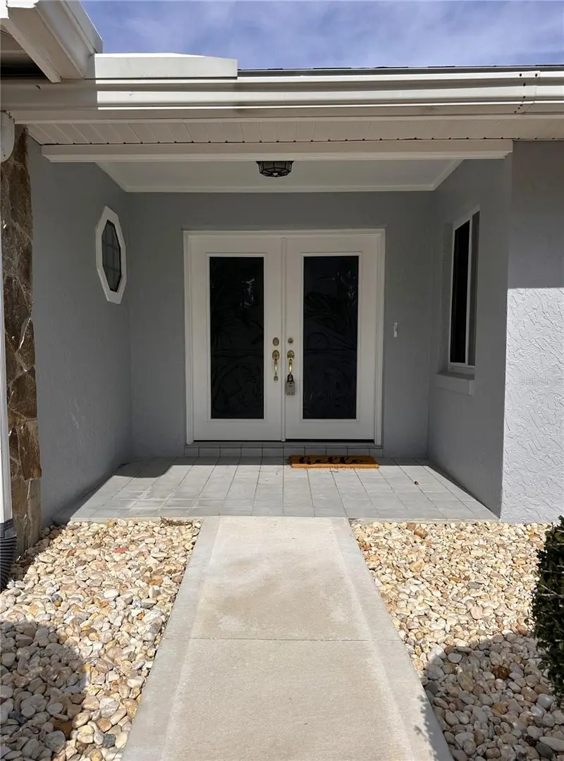 100 Webster Ln, FL